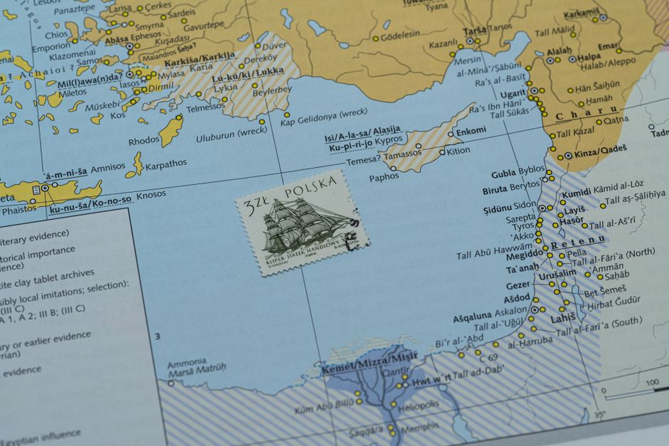 Χάρτης της Ανατολικής Μεσογείου με την Κύπρο ανάμεσα σε Λίβανο και Συρία